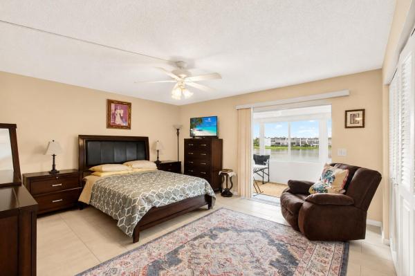 3008 Cornwall A, Boca Raton, Florida 33434, image 3