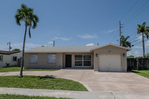 Sunrise Golf Village, 11500 NW 35th Pl, Sunrise, Florida 33323, image 2