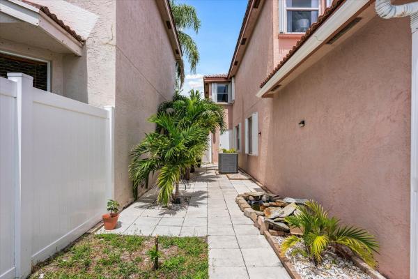 Nautica Sound, 7044 Chesapeake Cir, Boynton Beach, Florida 33436, image 1