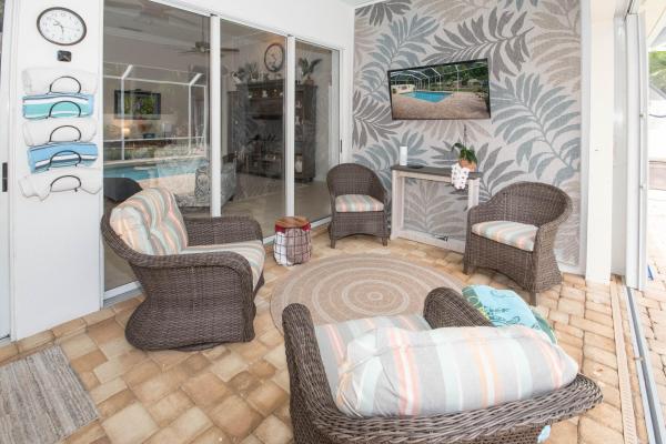 Oaks East, 146 Lost Bridge Dr, Palm Beach Gardens, Florida 33410, image 2