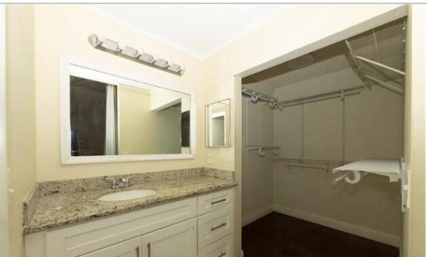 Hunter Run, 915 E Maple St, North Lauderdale, Florida 33068, image 2