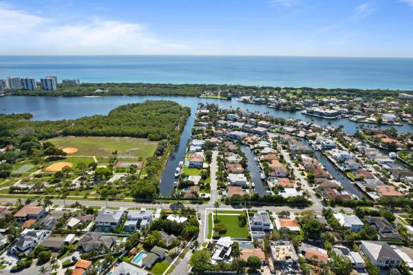 Whisem, 498 NE 14th St, Boca Raton, Florida 33432, image 2