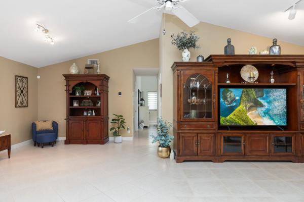 Royal Springs South, 1933 NW 80th Ln, Margate, Florida 33063, image 3