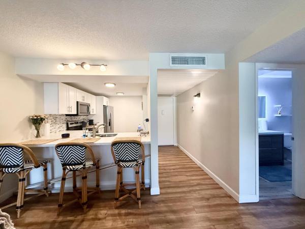 Boca Bayou, 11 Royal Palm Way #3030, Boca Raton, Florida 33432, image 2