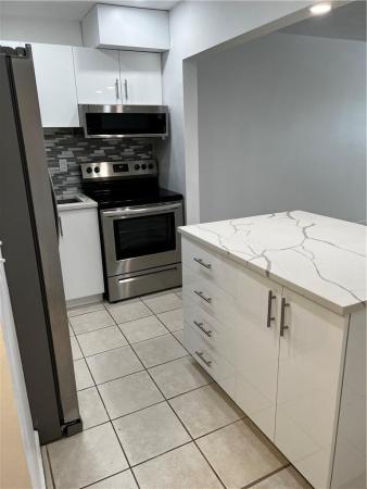 Canadian Ocean Breeze, 701 Pine Dr #204, Pompano Beach, Florida 33060, image 1