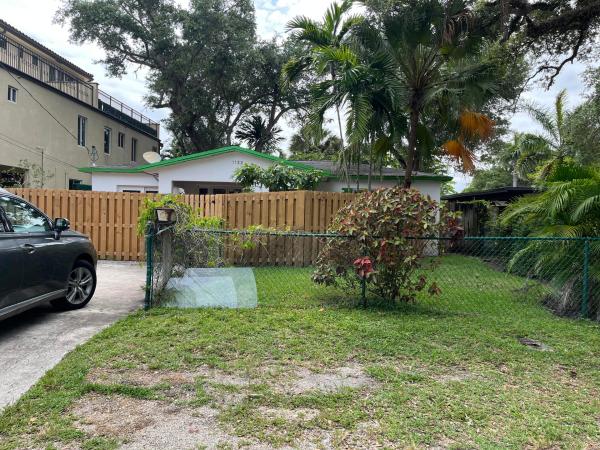 Vinik, 1122 SW 8th Ter, Fort Lauderdale, Florida 33315, image 1
