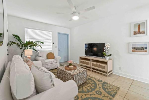 427 Conniston Rd #B, West Palm Beach, Florida 33405, image 2