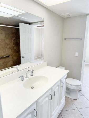 Leisureville Lake, 1116 Lake Ter #214, Boynton Beach, Florida 33426, image 1