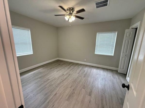 Pinewood, 1010 Mayflower Rd, Fort Pierce, Florida 34950, image 2