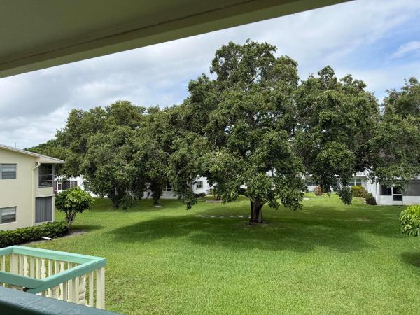 Oakridge, 362 Oakridge T, Deerfield Beach, Florida 33442, image 2
