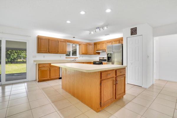 The Acreage, 16245 E Burns Dr, Loxahatchee, Florida 33470, image 2