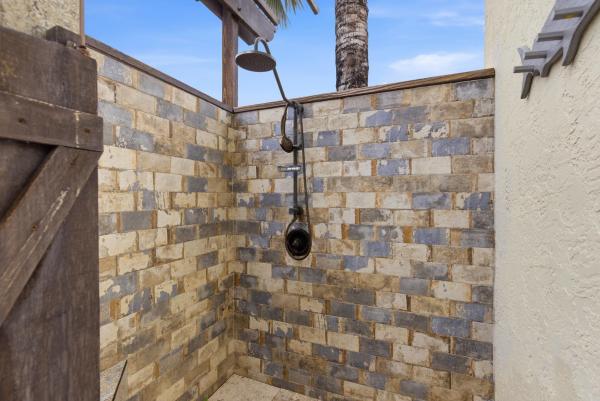 Hidden Hollow, 119 Hidden Hollow Dr, Palm Beach Gardens, Florida 33418, image 1