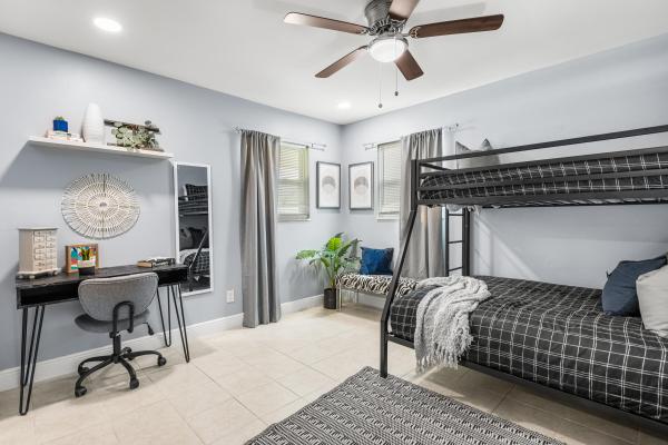 Bayview Park, 4951 Bayshore Dr, Naples, Florida 34112, image 2