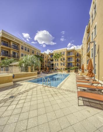 511 Lucerne Ave #401, Lake Worth, Florida 33460, image 3