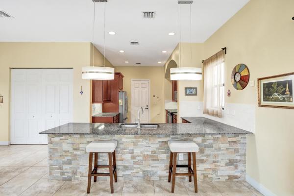 Bella Terra, 8541 NW 38th St, Cooper City, Florida 33024, image 3