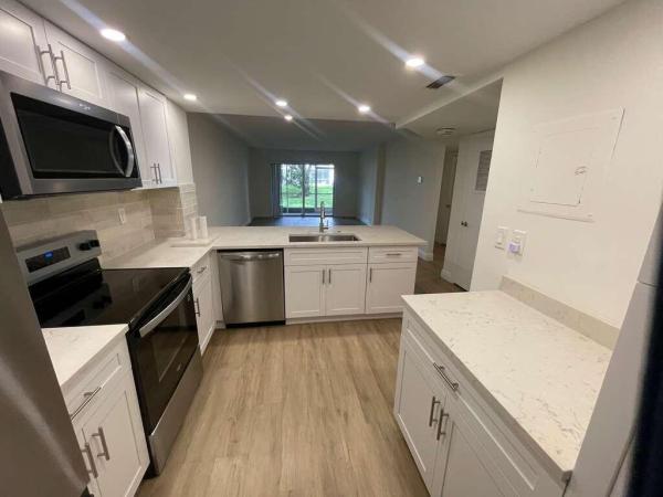 Sherwood Square, 1200 NW 87th Ave #115, Coral Springs, Florida 33071, image 3