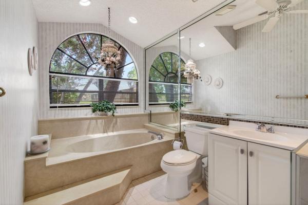 Cambridge At Aberdeen, 7004 Bitterbush Pl, Boynton Beach, Florida 33472, image 2