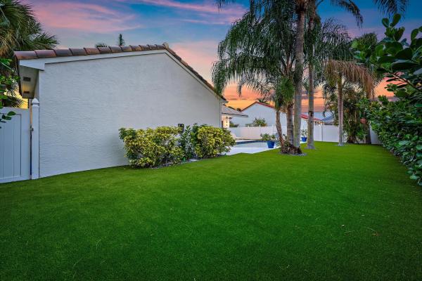 Siena Oaks, 10263 Allamanda Cir, Palm Beach Gardens, Florida 33410, image 1