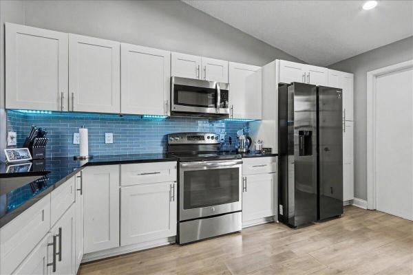 3801 Island Club Cir E, Lake Worth, Florida 33462, image 2