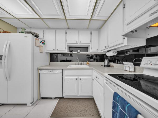 Ambassadors East, 3215 S Ocean Blvd #104, Highland Beach, Florida 33487, image 3