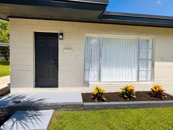 Irene Plaza, 1606 N 14th St, Fort Pierce, Florida 34950, image 1