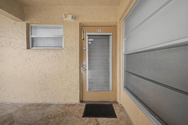Royal Park Gardens 2, 6670 Royal Palm Blvd #314K, Margate, Florida 33063, image 3