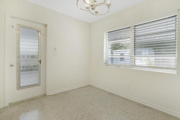 Gale Lake Worth, 3410 Poinsettia Ave, West Palm Beach, Florida 33407, image 2