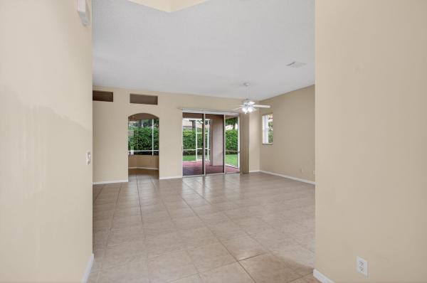 Sandhurst At Jog Estates, 6594 Jog Palm Dr, Boynton Beach, Florida 33437, image 2