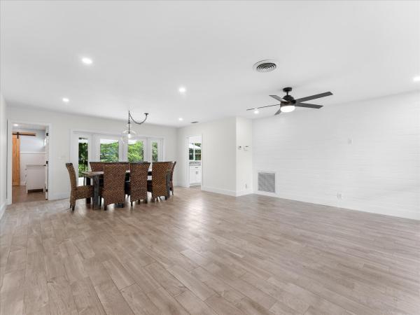 Plantation Park, 6250 SW 6th St, Plantation, Florida 33317, image 1