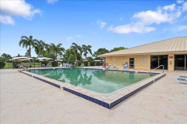 Westwood Gardens, 5715 Golden Eagle Cir, Palm Beach Gardens, Florida 33418, image 2