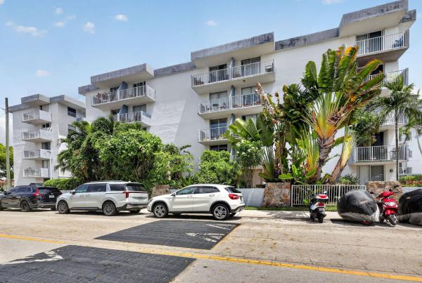 North Bay Villas, 1801 S Treasure Dr #415, North Bay Village, Florida 33141, image 1