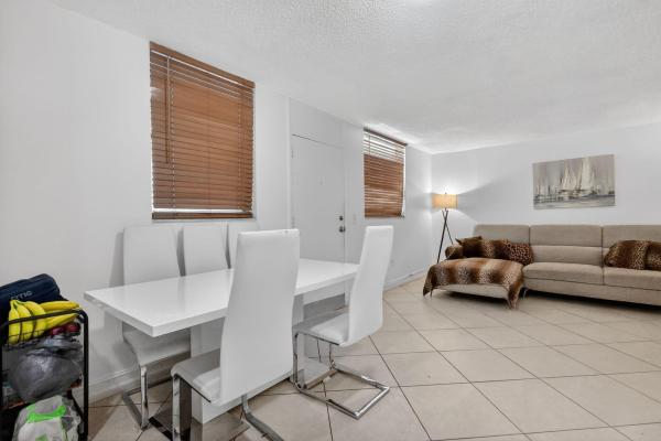 North Bay Villas, 1801 S Treasure Dr #415, North Bay Village, Florida 33141, image 3
