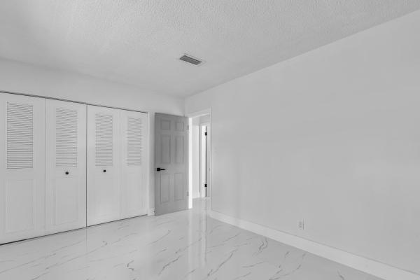 Forsythe Colony 16, 6812 NW 74th Pl, Tamarac, Florida 33321, image 2