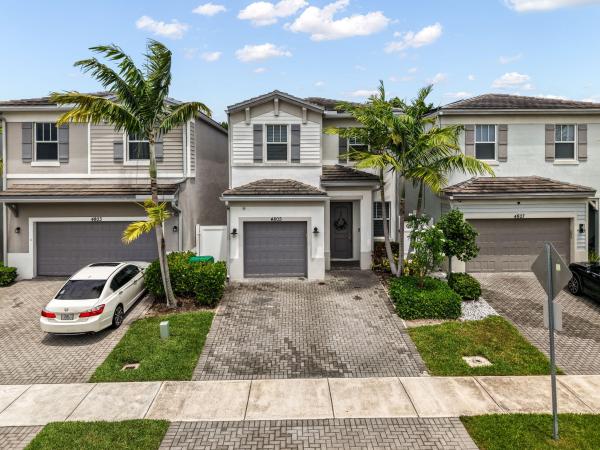 Hidden Trails, 4805 NW 48th Ter, Tamarac, Florida 33319, image 1