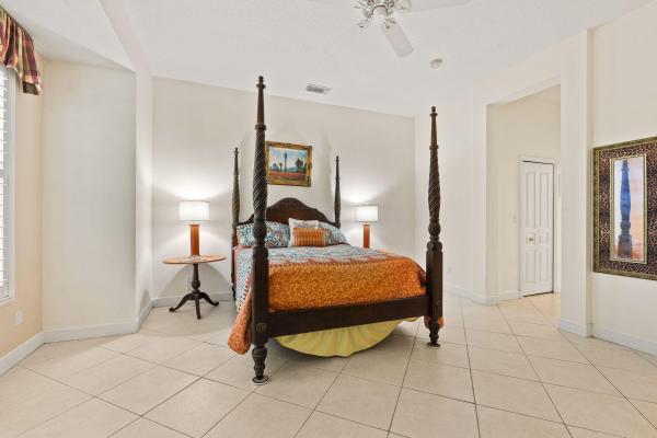 Canoe Park Circle, 512 NE Canoe Park Cir, Port St. Lucie, Florida 34983, image 3