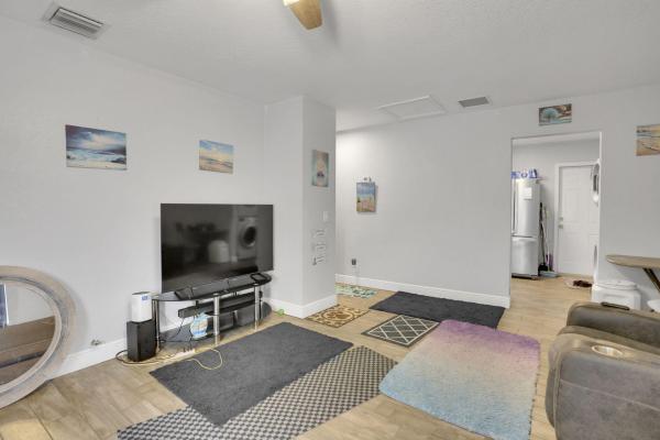 Seacrest Park, 2227 NE 3rd Ave #1 & 2, Delray Beach, Florida 33444, image 2