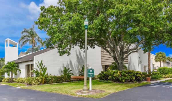 SeaLofters At Jupiter Ocean & Racquet Club, 1605 S Us Highway 1 #3G, Jupiter, Florida 33477, image 1