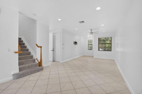 Gramercy Square, 114 E Astor Cir, Delray Beach, Florida 33484, image 1