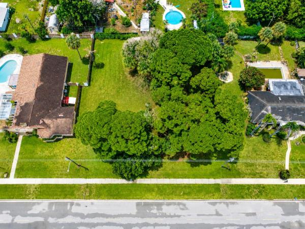 Maravilla Estates, 1006 Grandview Blvd, Fort Pierce, Florida 34982, image 3