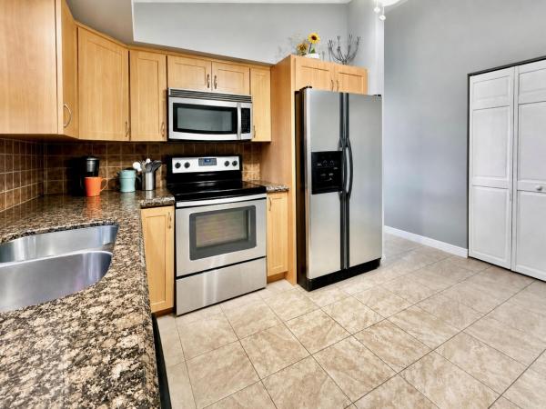 1661 Cypress Pointe Dr #5B, Coral Springs, Florida 33071, image 1