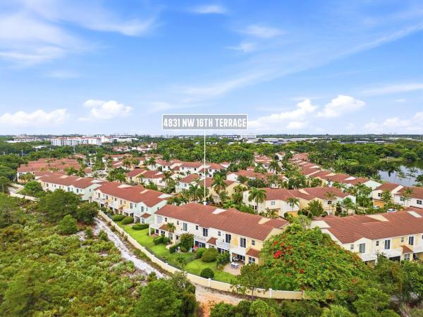 Centra Blue Lake Townhomes, 4831 NW 16th Ter, Boca Raton, Florida 33431, image 3