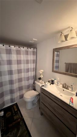 Lake Emerald, 110 Lake Emerald Dr #107, Oakland Park, Florida 33309, image 1