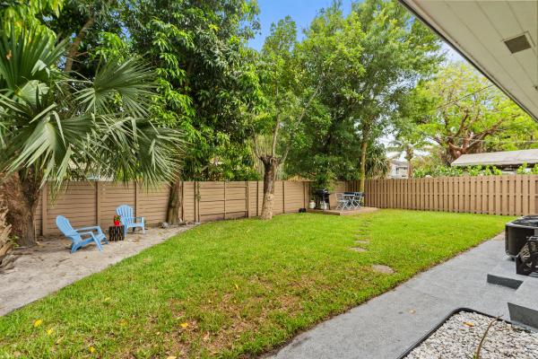 Croissant Park River, 210 SW 11th St #1-2, Fort Lauderdale, Florida 33315, image 2