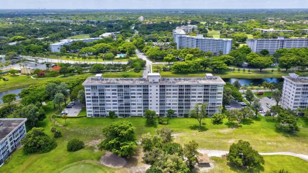 Palm-Aire Country Club 1, 3300 N Palm Aire Dr #701, Pompano Beach, Florida 33069, image 1