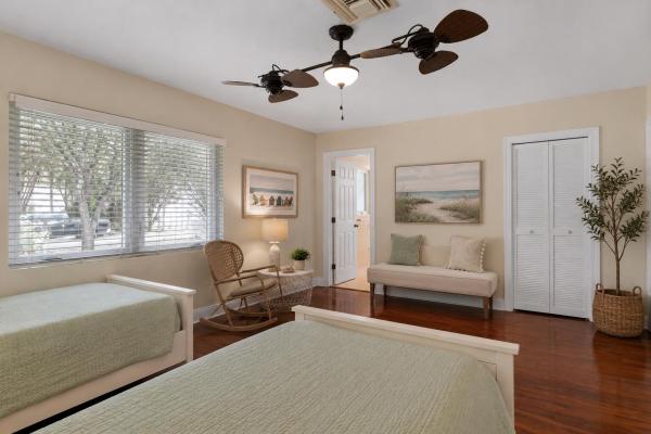 3240 Lakeview Dr, Pompano Beach, Florida 33062, image 1