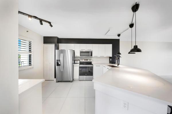 The Island At Cypress Bend, 2217 Cypress Island Dr #602, Pompano Beach, Florida 33069, image 3