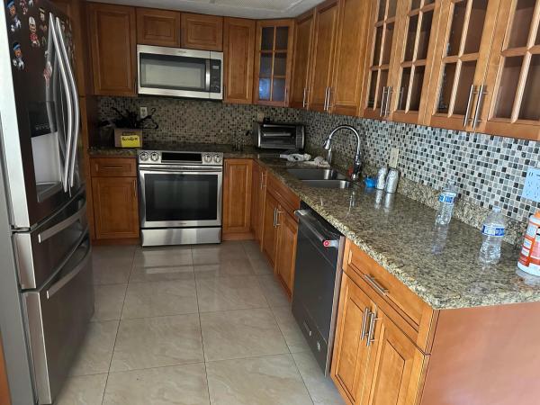 Oakland Estates, 5049 NW 42nd St, Lauderdale Lakes, Florida 33319, image 3