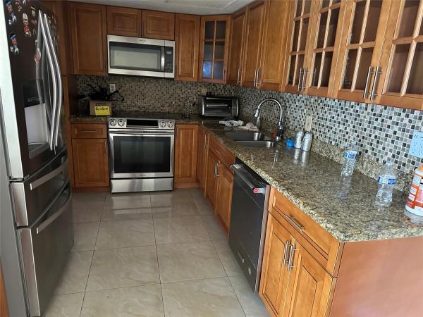 Oakland Estates, 5049 NW 42nd St, Lauderdale Lakes, Florida 33319, image 1
