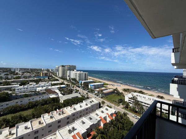 Silver Thatch Atlantic Plaza, 531 N Ocean Blvd #1805, Pompano Beach, Florida 33062, image 1