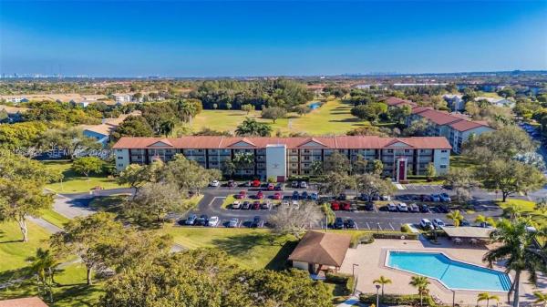 Buckingham At Century Village, 12800 SW 7th Ct #206G, Pembroke Pines, Florida 33027, image 1